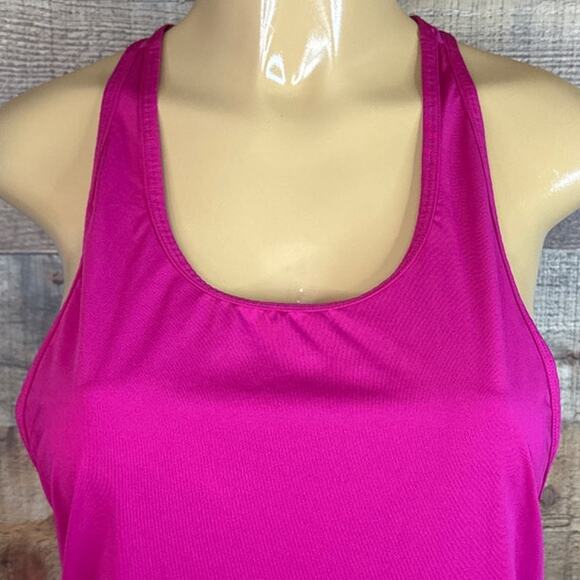 Fabletics Hayden Tank Top Tech Train Performance Pink Size Medium - Picture 2 of 9